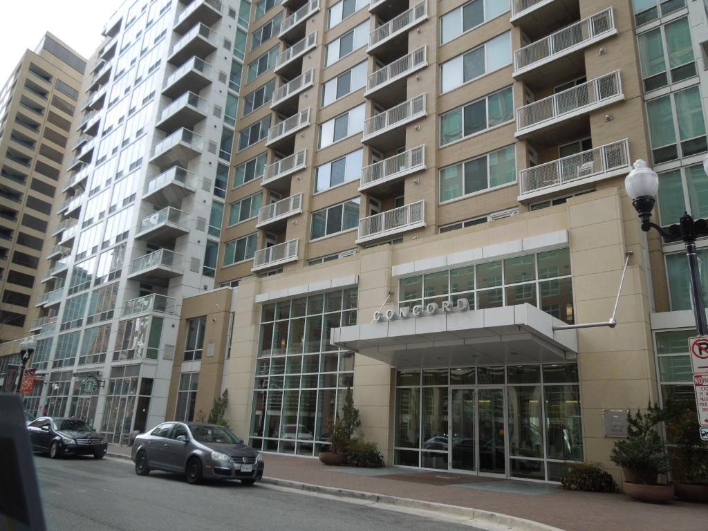Crystal Quarters Corporate Housing At The Concord Aparthotel Arlington Exterior foto